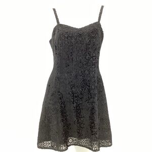 *** Astuces Black Velvet Burnout Dress *** T2  (please see measurements)